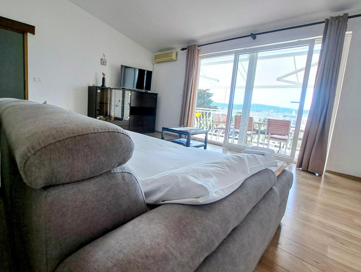 Apartment Rajna Biograd Na Moru Buitenkant foto