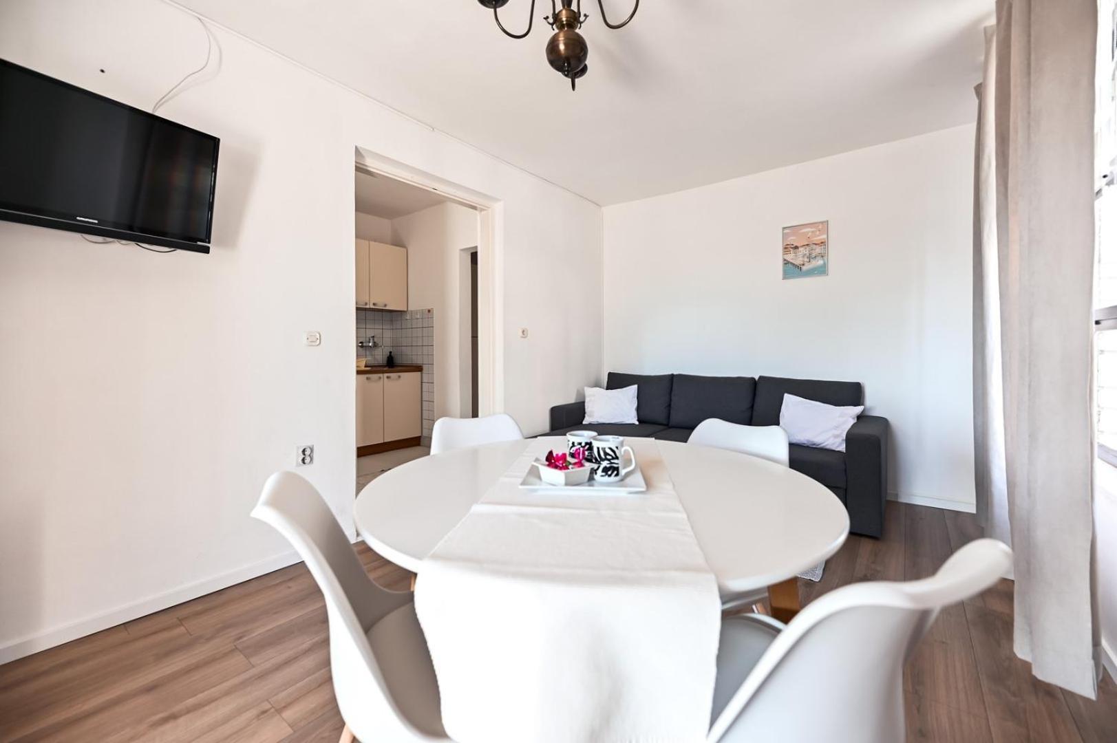 Apartment Rajna Biograd Na Moru Buitenkant foto