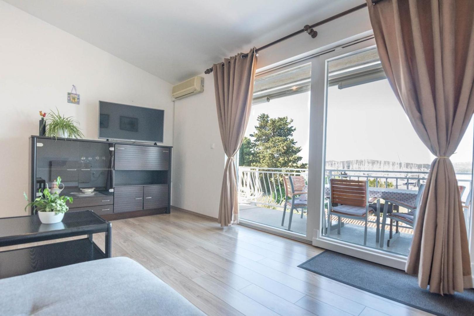 Apartment Rajna Biograd Na Moru Buitenkant foto